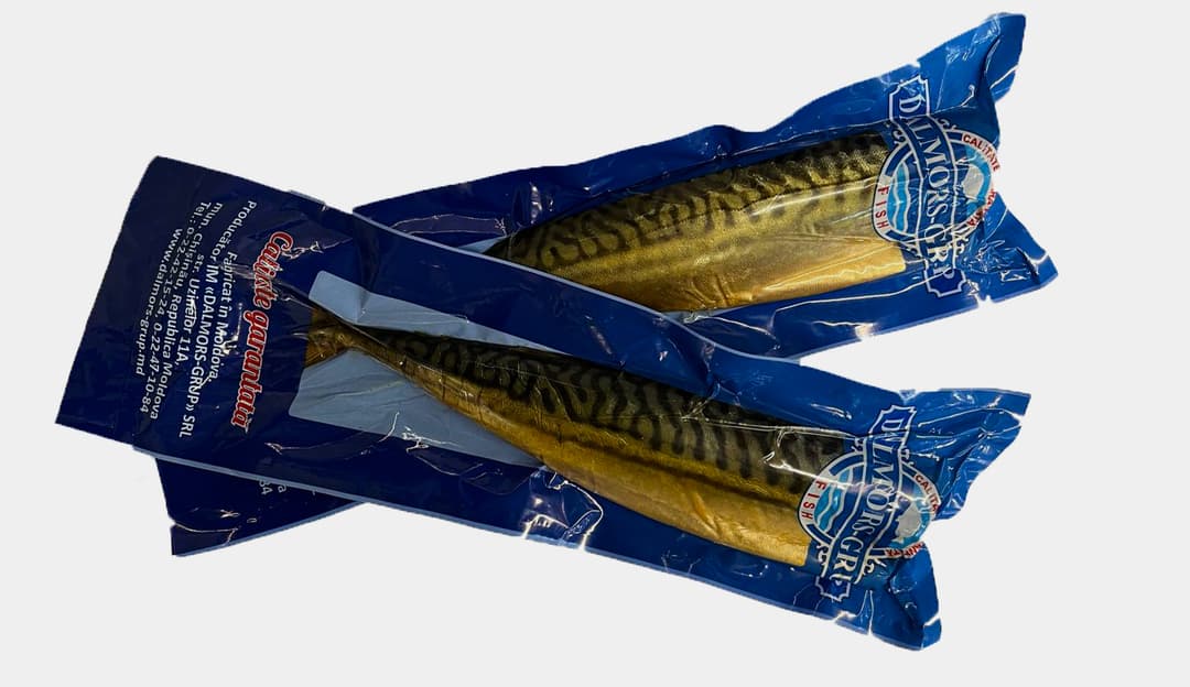 Macrou afumat mașcat în vacum